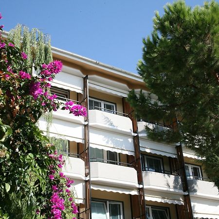 Hotel Palace Варацце Экстерьер фото